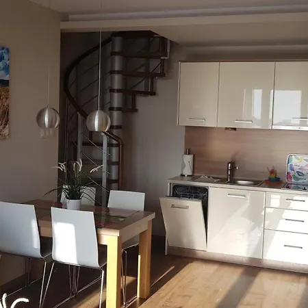 Marina Jastarnia Apartamenty W Budynku Z Basenem Room photo