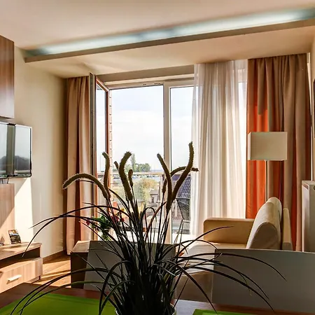 Marina Jastarnia Apartamenty W Budynku Z Basenem Exterior photo