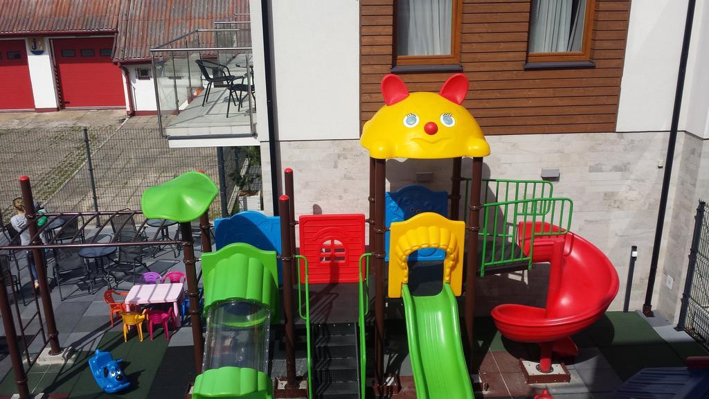 Apartment Marina W Budynku Z Basenem