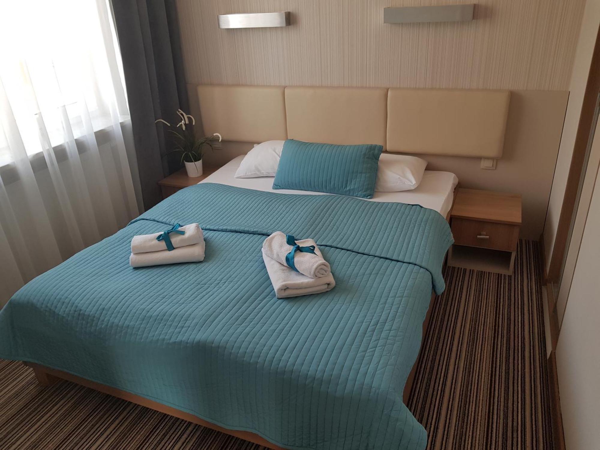 Marina W Budynku Z Basenem Apartment *